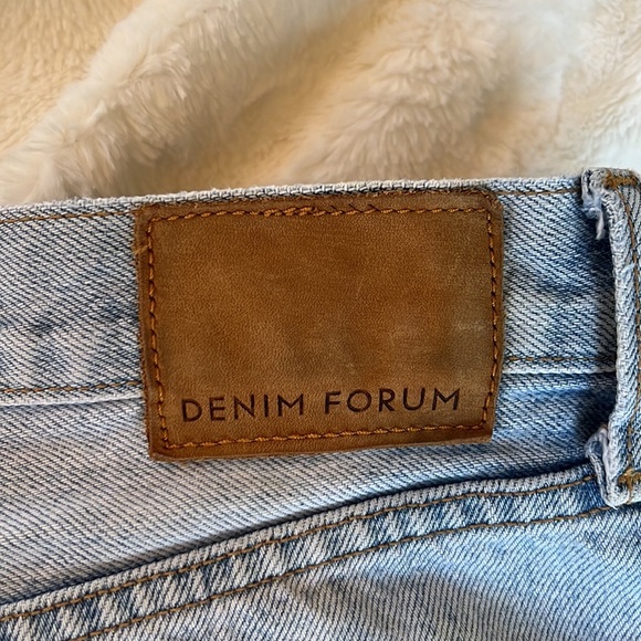 Denim forum ex boyfriend short (aritzia) - Picture 3 of 7